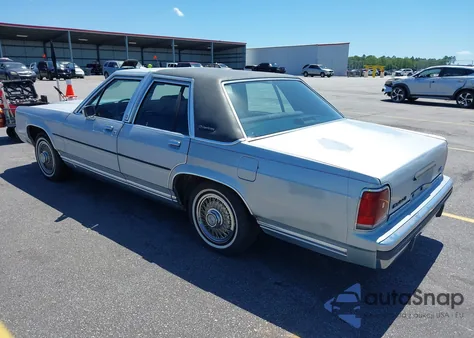1989 Ford Crown Victoria Lx z USA, uszkodzony, nr VIN 2FABP74F3KX201705